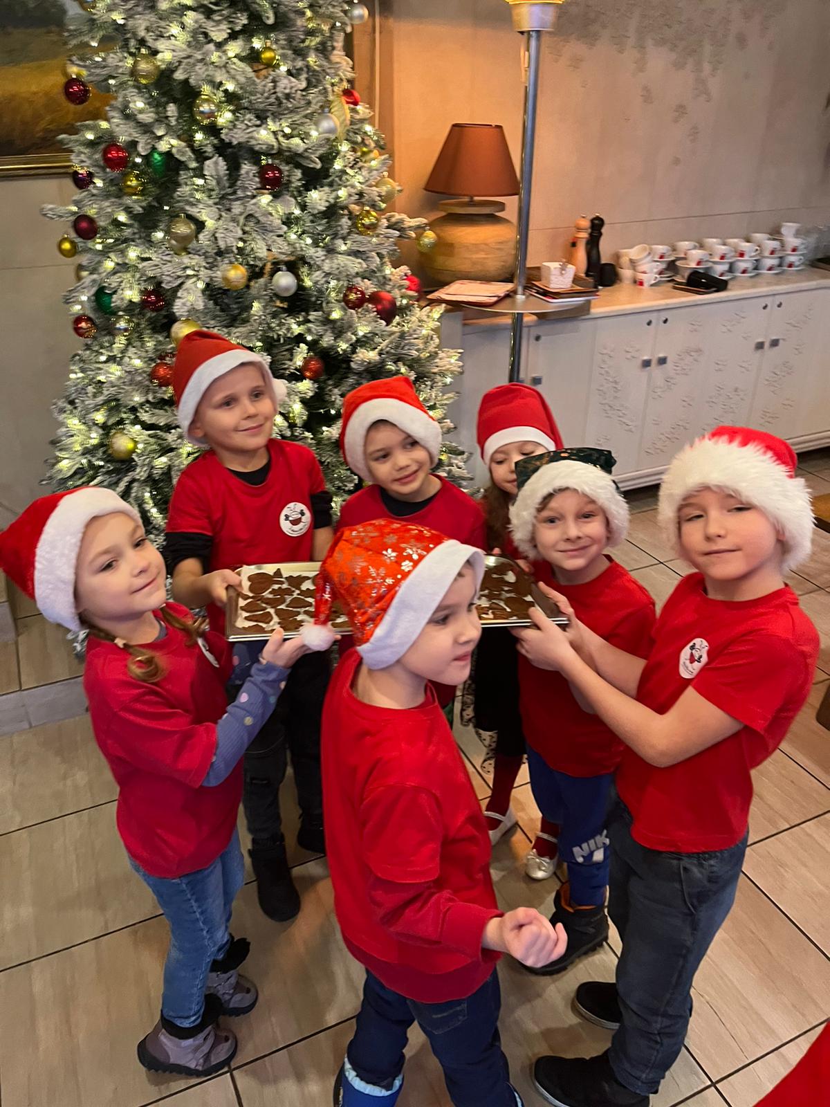 Cepam, cepam piparkūkas…