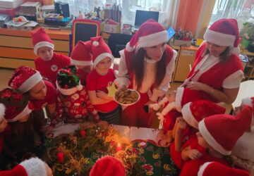 Mazie bērni un lielā gaidīšana: pirmā Adventes svece