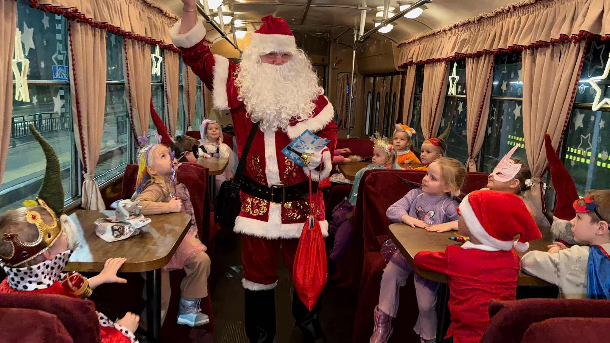 Ziemassvētku brīnums Ziemassvētku tramvajā