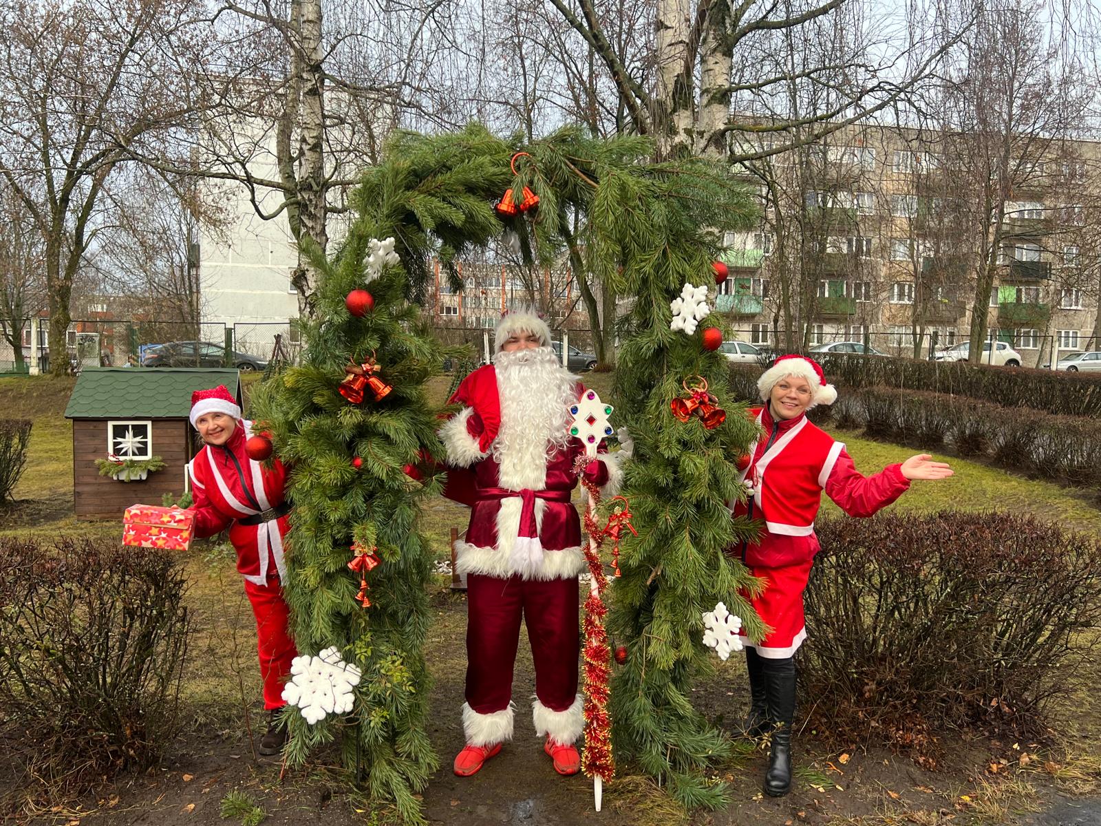 Salatētis ciemos nāk!