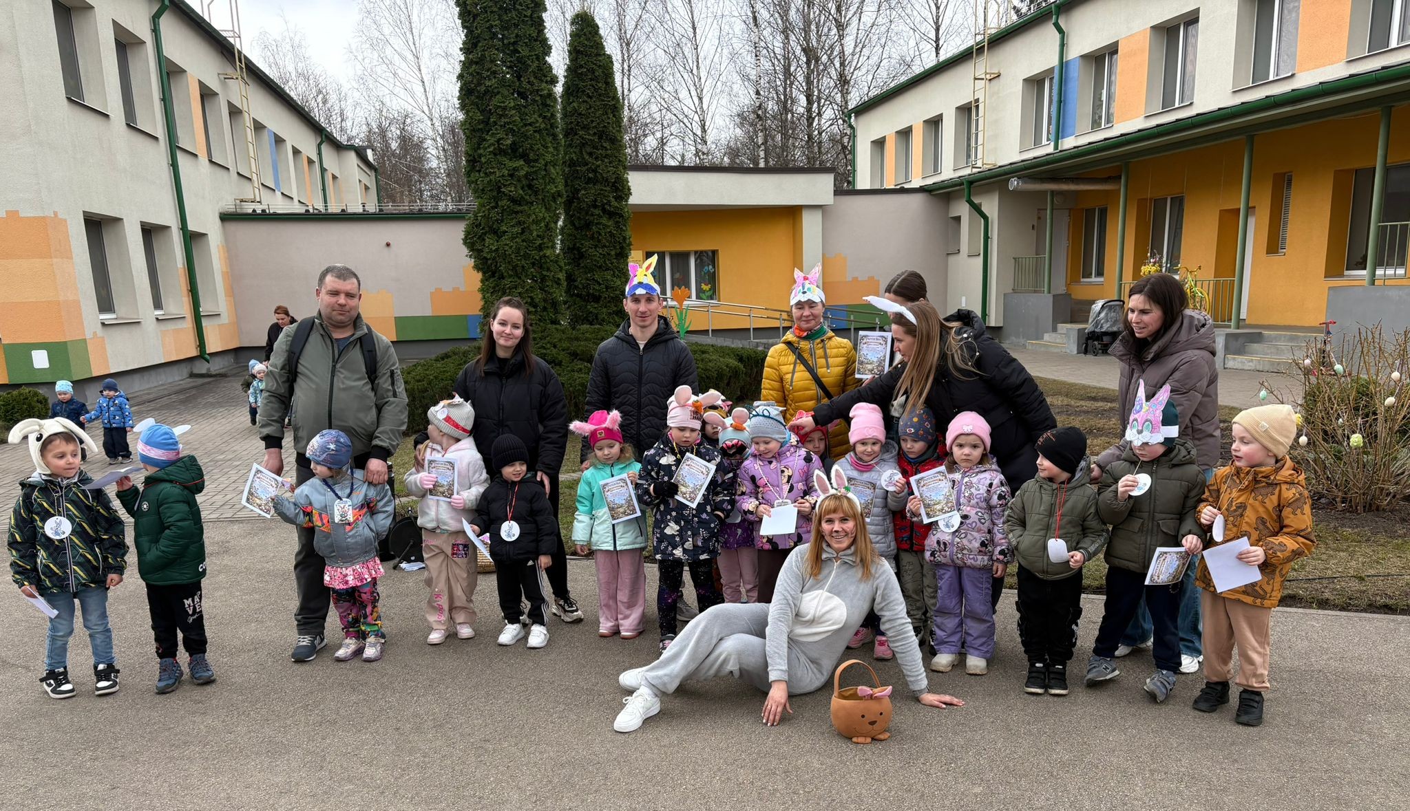 Lieldienu prieks un kustība – zaķu skrējiens ar ģimenēm