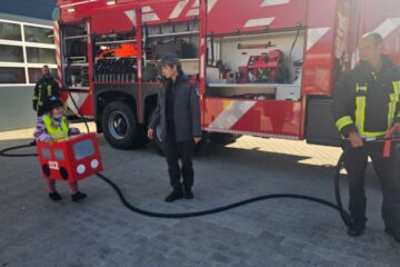 Mazie ugunsdzēsēji 33