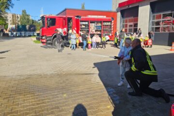 Mazie ugunsdzēsēji 74