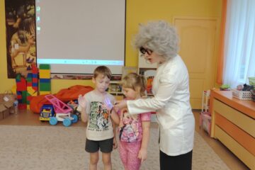 Izglītojošās nodarbības “Tīras rokas, tīrs ir viss – prom ir mikrobs aizbēdzis!” 11