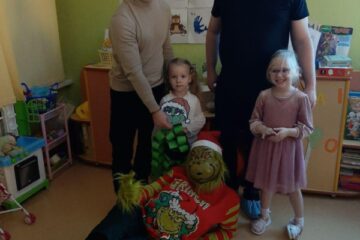 Baltais vakars ar Grinču 5