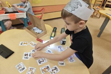 Atklātā nodarbība “Ceļojums uz lauku sētu”. 8.grupa “Lāčuks” 8