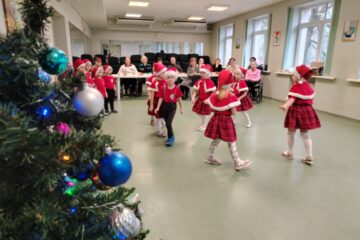 Ziemassvētku koncerts dienas centrā “Saskarsmē” 12