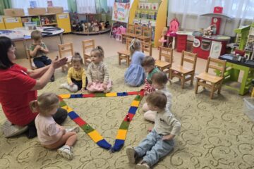 Atklātā nodarbība “Saģērbsim lelli pastaigai”, 2.grupa “Ezītis” 39