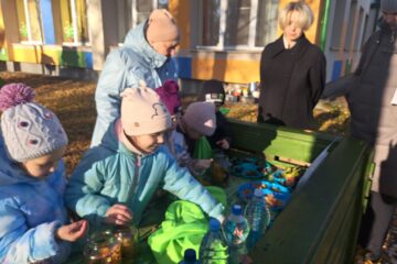 Integrētā rotaļnodarbība  „Konservēsim rudeni!” 9.grupa “Vardulēns”. 3