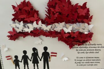 Bērnu un vecāku radošo darbu izstāde “Latvija, mēs tevi mīlam!” 26