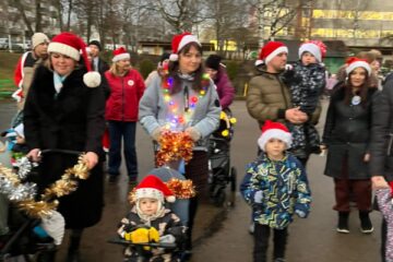 Ziemassvētku skrējiens ar vecākiem 2025 23