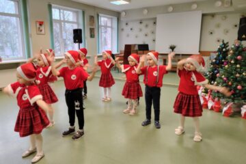 Ziemassvētku koncerts dienas centrā “Saskarsmē” 10