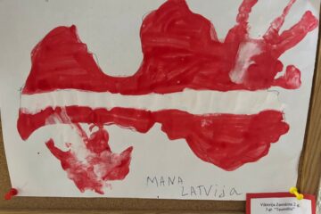 Bērnu un vecāku radošo darbu izstāde “Latvija, mēs tevi mīlam!” 12