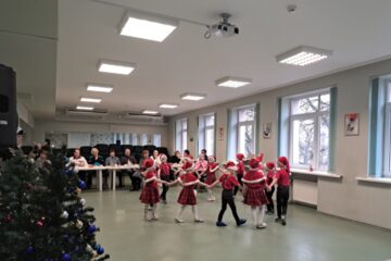 Ziemassvētku koncerts dienas centrā “Saskarsmē” 14