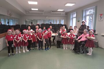 Ziemassvētku koncerts dienas centrā “Saskarsmē” 15