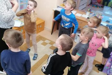 Atklātā nodarbība “Putni ziemā”, 2.grupa “Taurenīši” 21