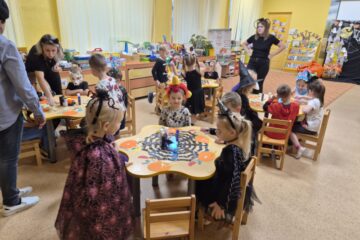 “Mazie spociņi un ķirbīši” 35