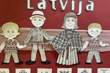 Bērnu un vecāku radošo darbu izstāde “Latvija, mēs tevi mīlam!” 31