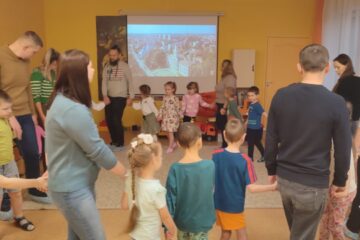 Atklātne Latvijai. Gaismas un Mīlestības meistarklase ar vacākiem. 5.grupa “Spārīte” 4