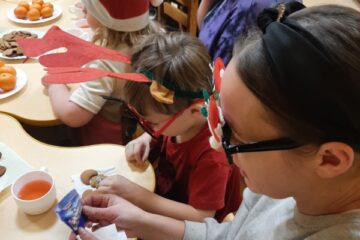 Piparkūku smarža katrā grupā 8