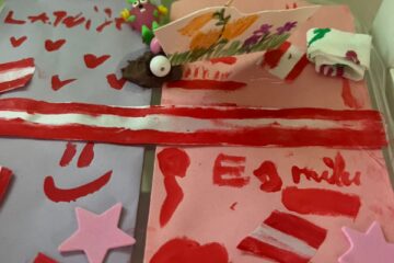 Bērnu un vecāku radošo darbu izstāde “Latvija, mēs tevi mīlam!” 9