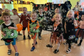 “Mazie spociņi un ķirbīši” 49