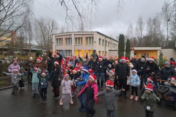 Ziemassvētku skrējiens ar vecākiem 2025 32