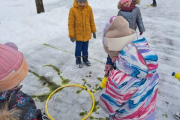 Integrētā rotaļnodarbība “Meteņdienas stafetes un rotaļas”, 8.grupa “Lāčuks” 4