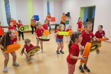 Latvijas Veselības sporta nedēļa 2025. Rīta rosme ar vecākiem. 15