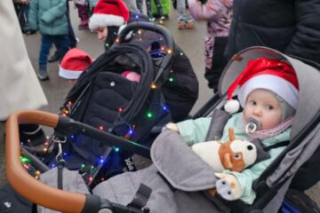 Ziemassvētku skrējiens ar vecākiem 2025 59