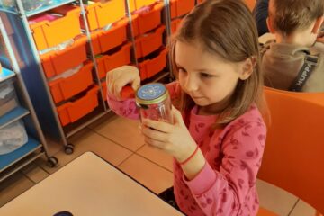 Projekta “STEM un pilsoniskā līdzdalība” norise “Magnēti” 89