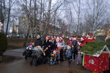 Ziemassvētku skrējiens ar vecākiem 2025 44