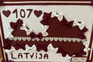 Bērnu un vecāku radošo darbu izstāde “Latvija, mēs tevi mīlam!” 27