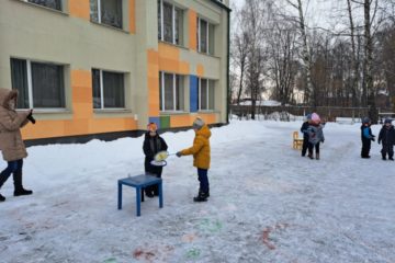 Integrētā rotaļnodarbība “Meteņdienas stafetes un rotaļas”, 8.grupa “Lāčuks” 13