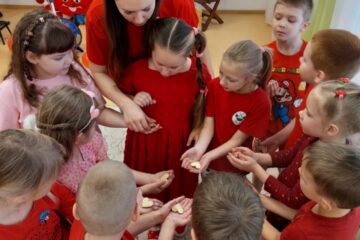 Draudzības diena 2026 101