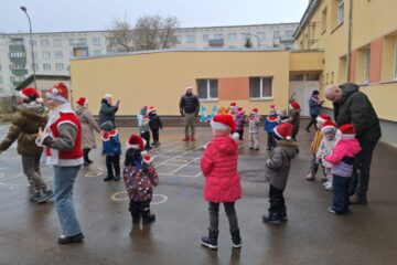 Ziemassvētku skrējiens ar vecākiem 2025 57