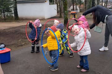 Āra sporta aktivitātes mazuļiem. 2.grupa “Ezītis” 16