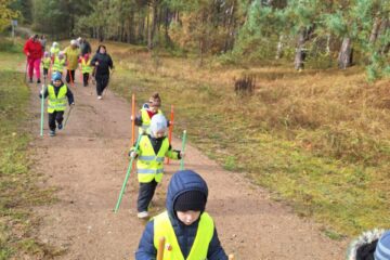Latvijas Vesleības sporta nedēļa 2025. Nūjošana kopā ar vecākiem. 3