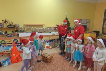 Atklātā nodarbība “Palīdzēsim rūķīšiem”. 6.grupa “Runcītis” 27