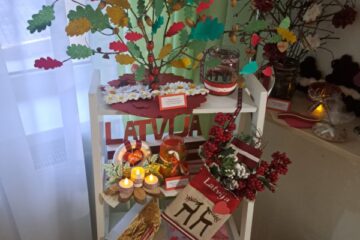 Bērnu un vecāku radošo darbu izstāde “Latvija, mēs tevi mīlam!” 5