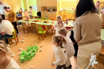 Baltais vakars ar Grinču 8