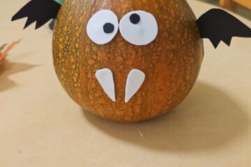 Bērnu un vecāku radošo darbu izstāde “Dārzeņu pārvertības” 18